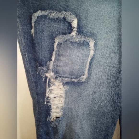 CATO Premium Denim Jeans, Sz 10, Distressed with patchwork, skinny jeans - Picture 8 of 8